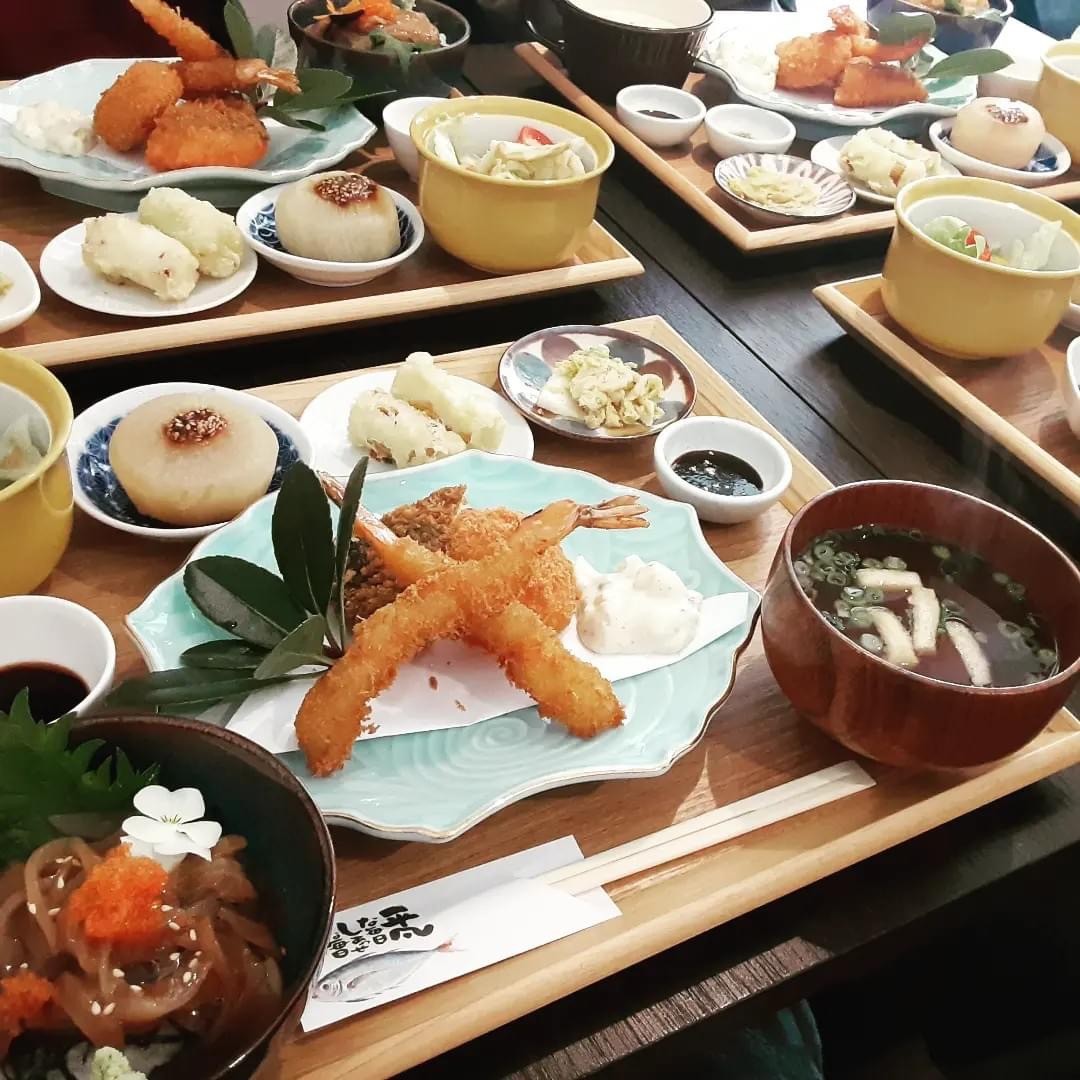 鳥取県岩美町にある『海ごはん×カフェContinuar』のメニュー
