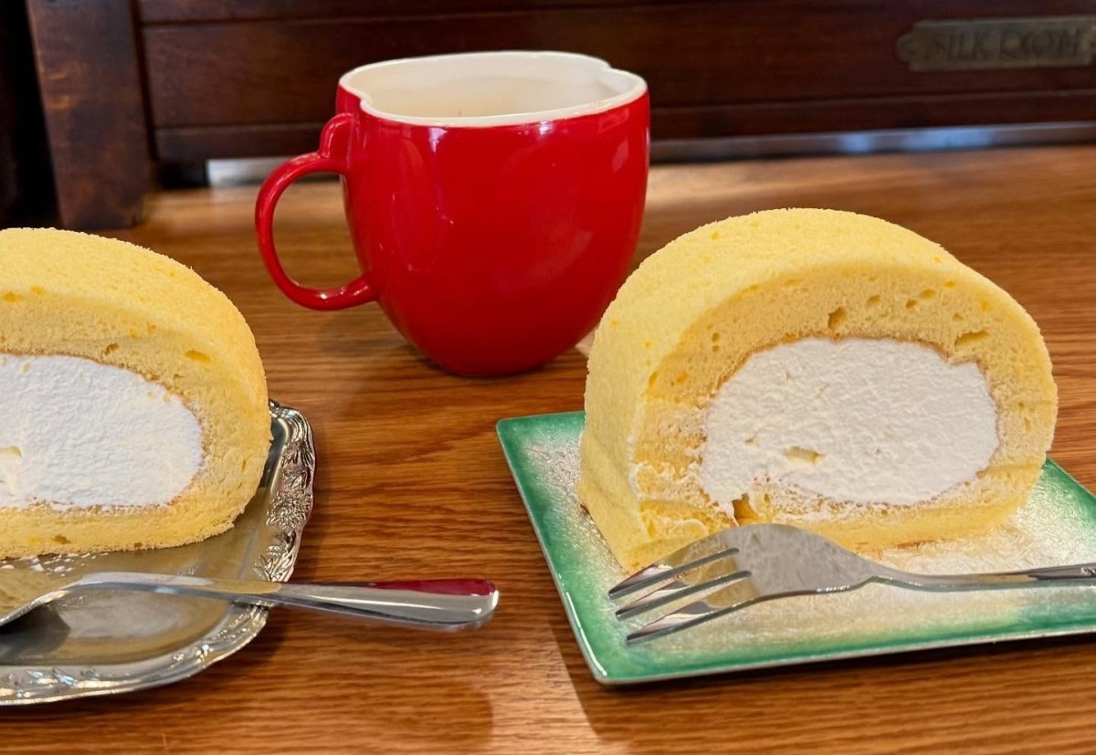 島根県益田市にオープンした『すなぎつねのきまぐれロールケーキっ茶』のロールケーキ