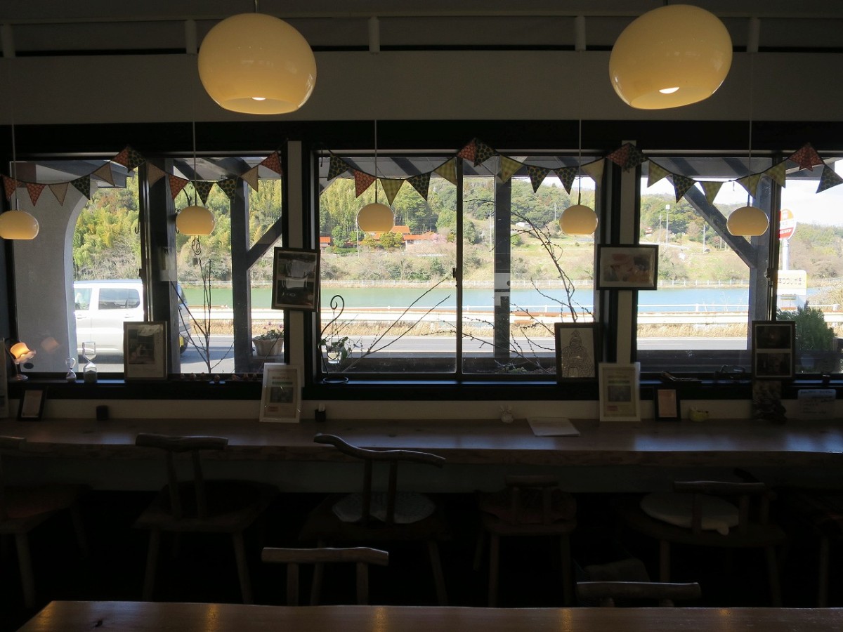 島根県松江市にある『カフェこだま』の店内の様子
