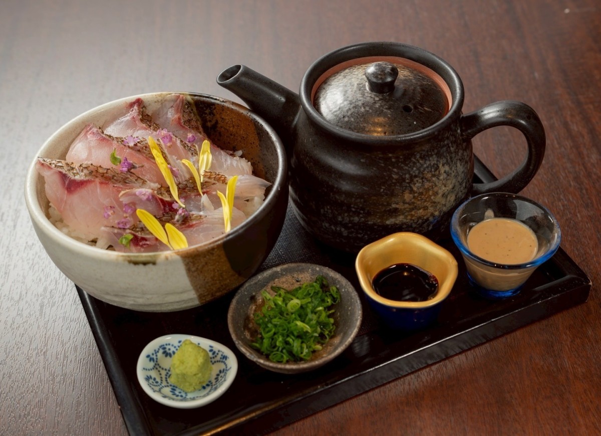 鳥取県米子市にオープンした創作和食割烹『だしかっぽう とと』の料理