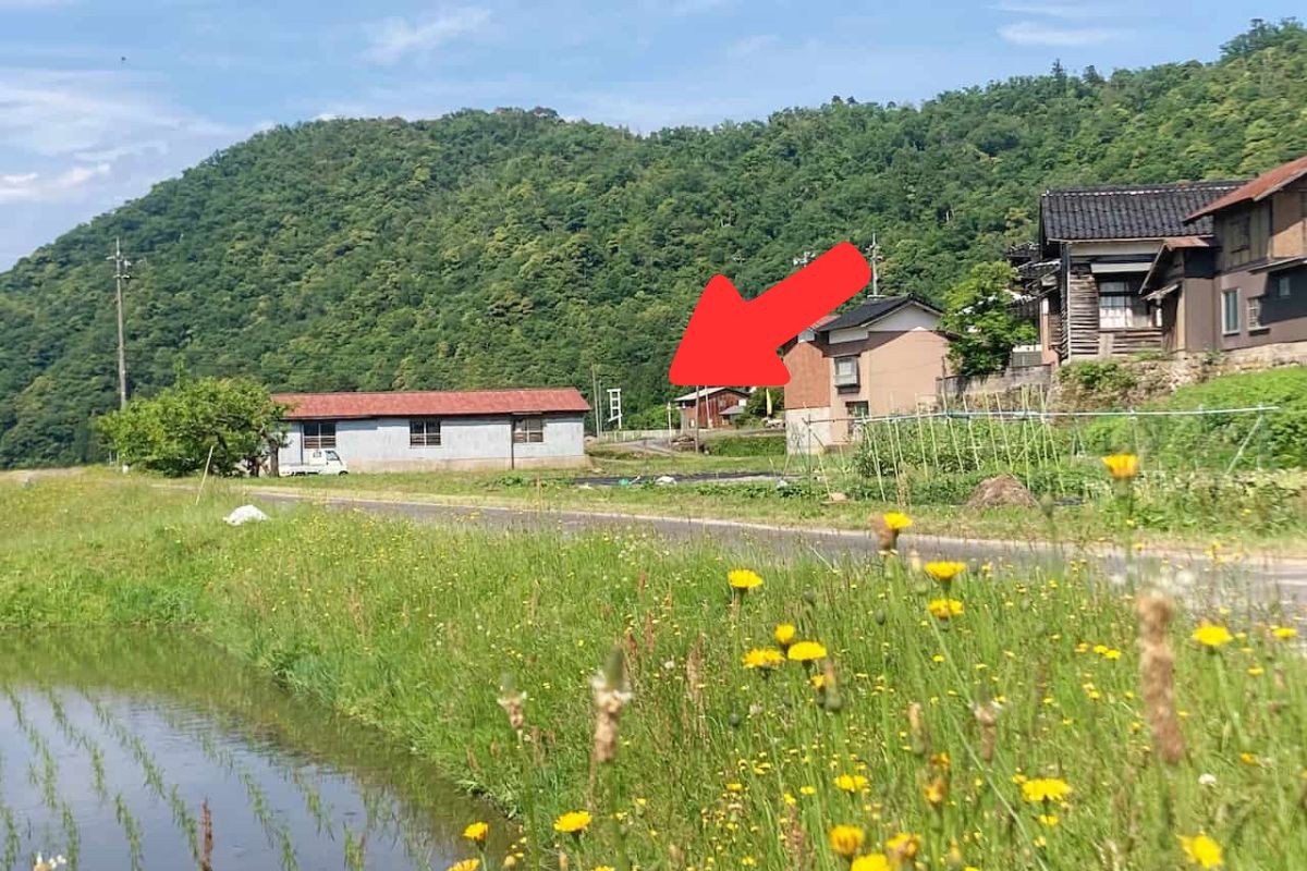 鳥取県倉吉市耳地区にあるモニュメント