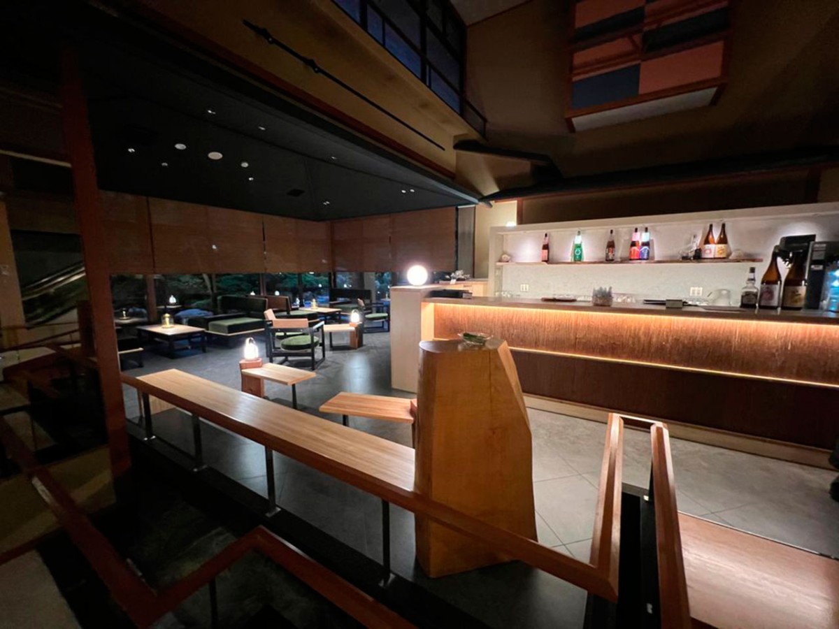 島根県松江市の旅館『RYOKAN OQOQ』のナイトバー