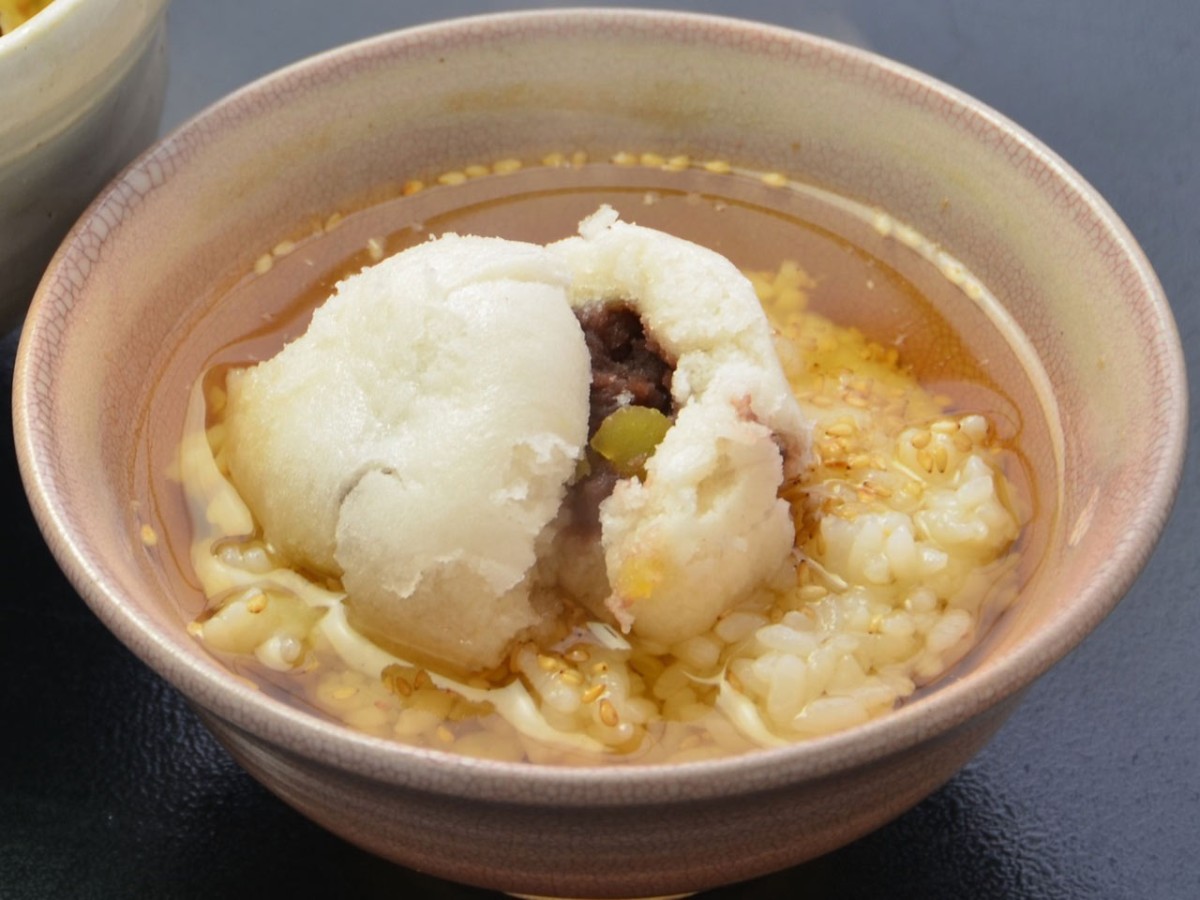 島根県津和野町出身の森鴎外が考案した「饅頭茶漬け」