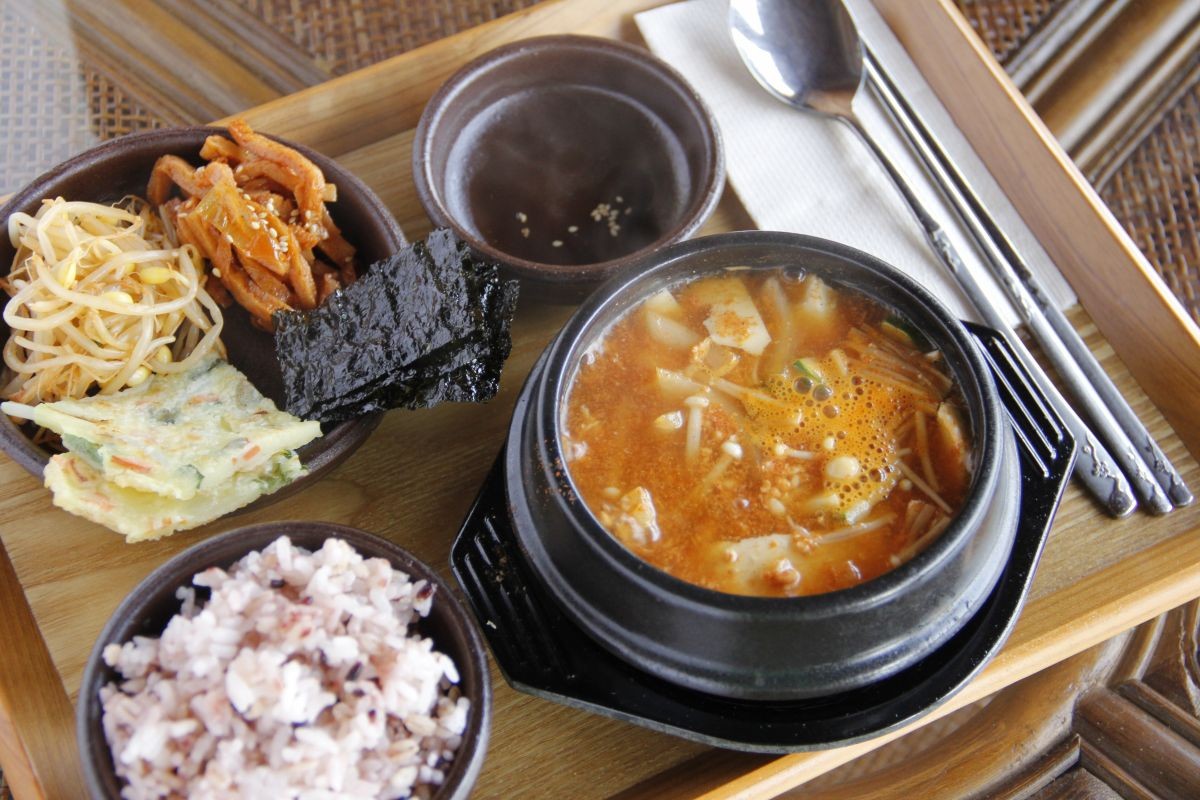 雲南市『多文化交流カフェ Soban』のスンドゥブ