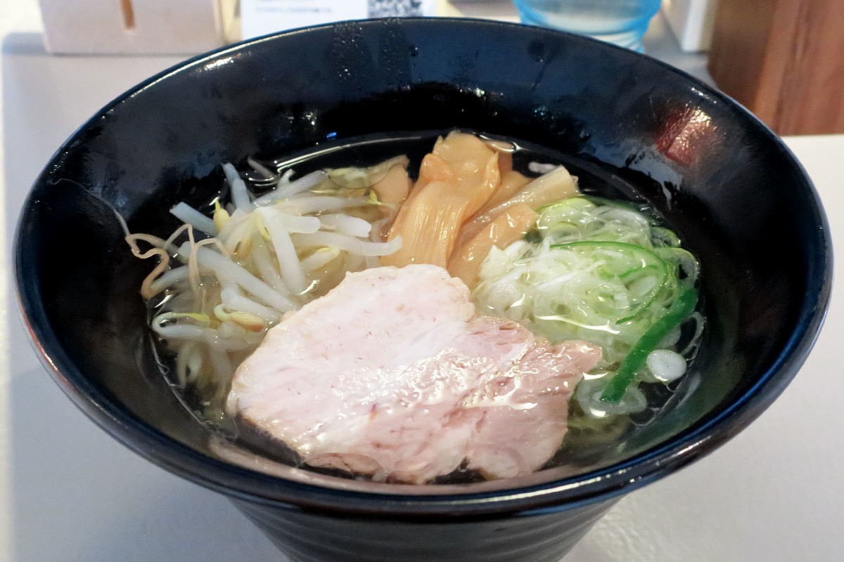 米子市『ラーメンおたま』のラーメン