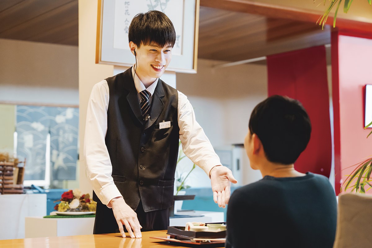 山陰の企業「味屋コーポレーション」の仕事風景