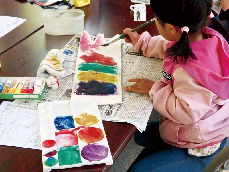 島根県浜田市のイベント「【要予約】【ワークショップ】 石州和紙でこいのぼりをつくろう！」のイメージ