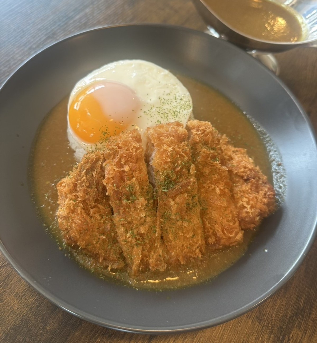 鳥取県鳥取市にオープンした『Curry House Flavor Factory』の料理