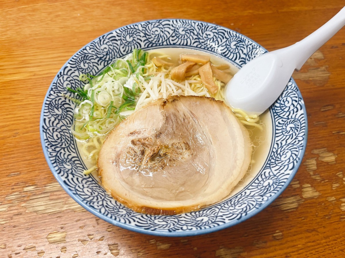 鳥取県米子市にある『ラーメン悟空』の牛骨ラーメン