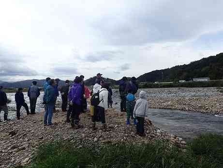 鳥取県倉吉市のイベント「【要予約】自然ウォッチング⑩天神川のサケを見よう」のイメージ