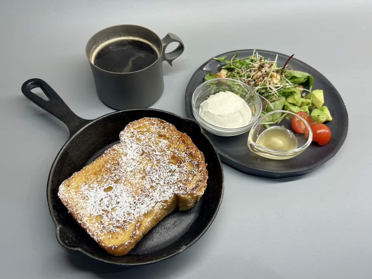 鳥取県米子市にあるベーカリー『Boulangerie le Lien』で提供しているパンモーニング