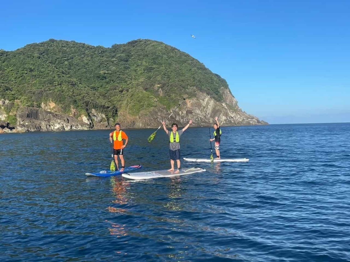 島根県松江市島根町の小波海水浴場でやっている『RAINBOWWAVE』主催のSUP体験