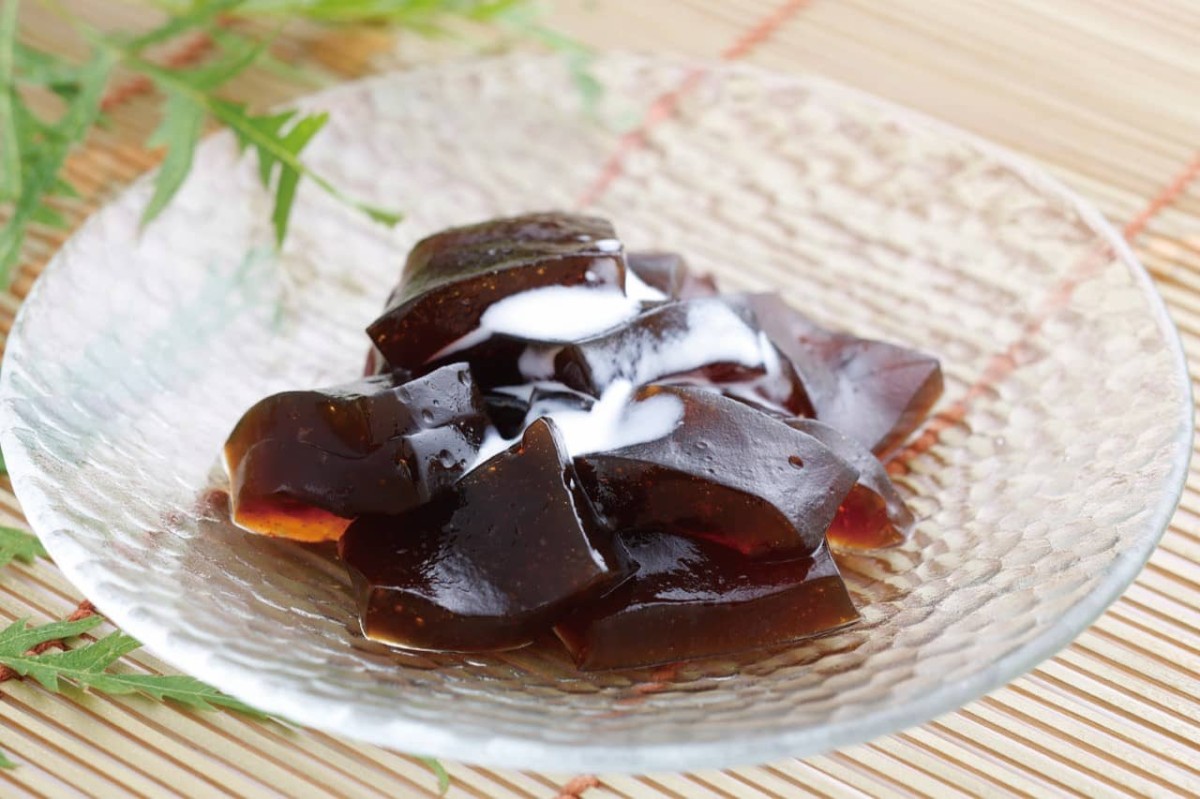 島根県出雲市にある『菓子工房みまつ』で販売している「珈琲わらび餅」