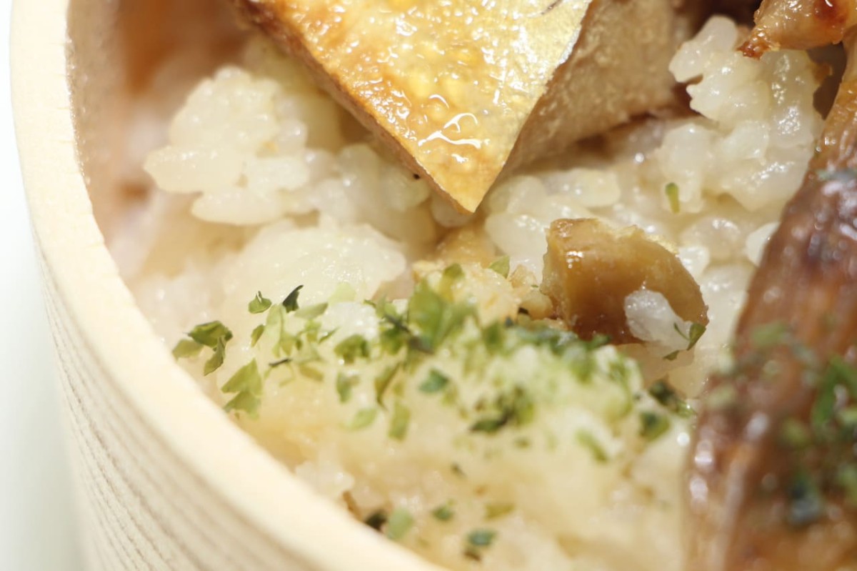 島根県松江市にある弁当屋『おべんときっちんさくら』の日替わり弁当「さくらめし」の秋のおかず