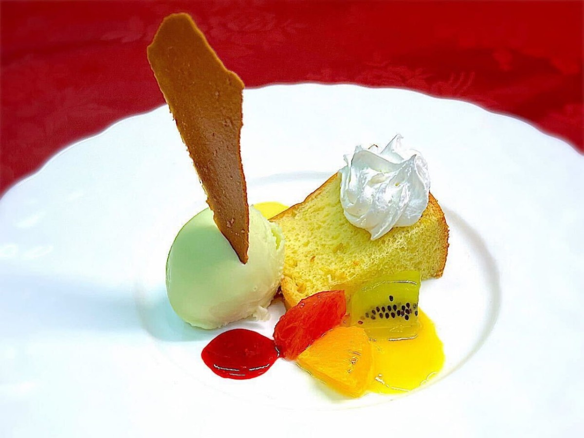 鳥取県米子市『レンガ屋』で提供する夜のコース料理のデザートの一例