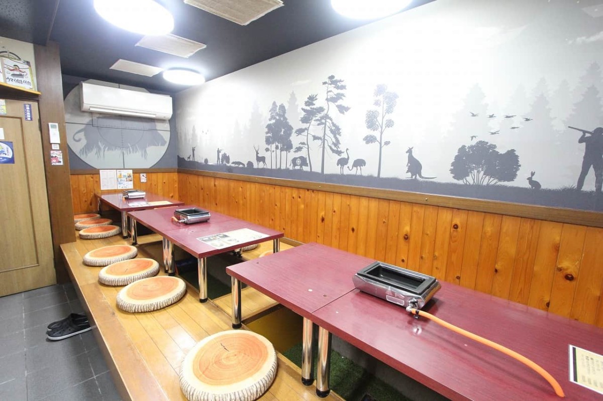 島根県松江市伊勢宮にある『叉鬼の焼肉酒場』の店内