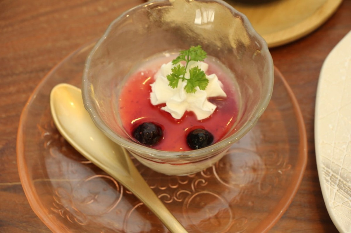 島根県出雲市にある『葵姫原庵』で提供している夜の会席料理〈瑞〉のデザートの一例