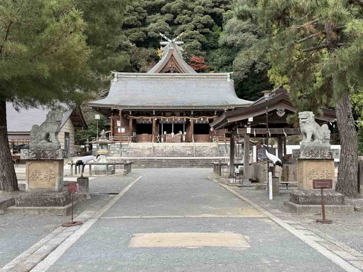 島根県大田市にある『物部神社』の拝殿