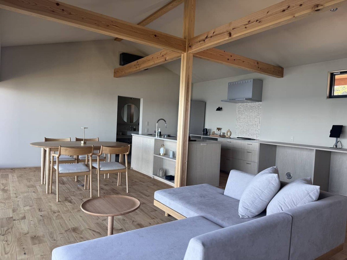 島根県出雲市にある貸別荘『青々』のリビング