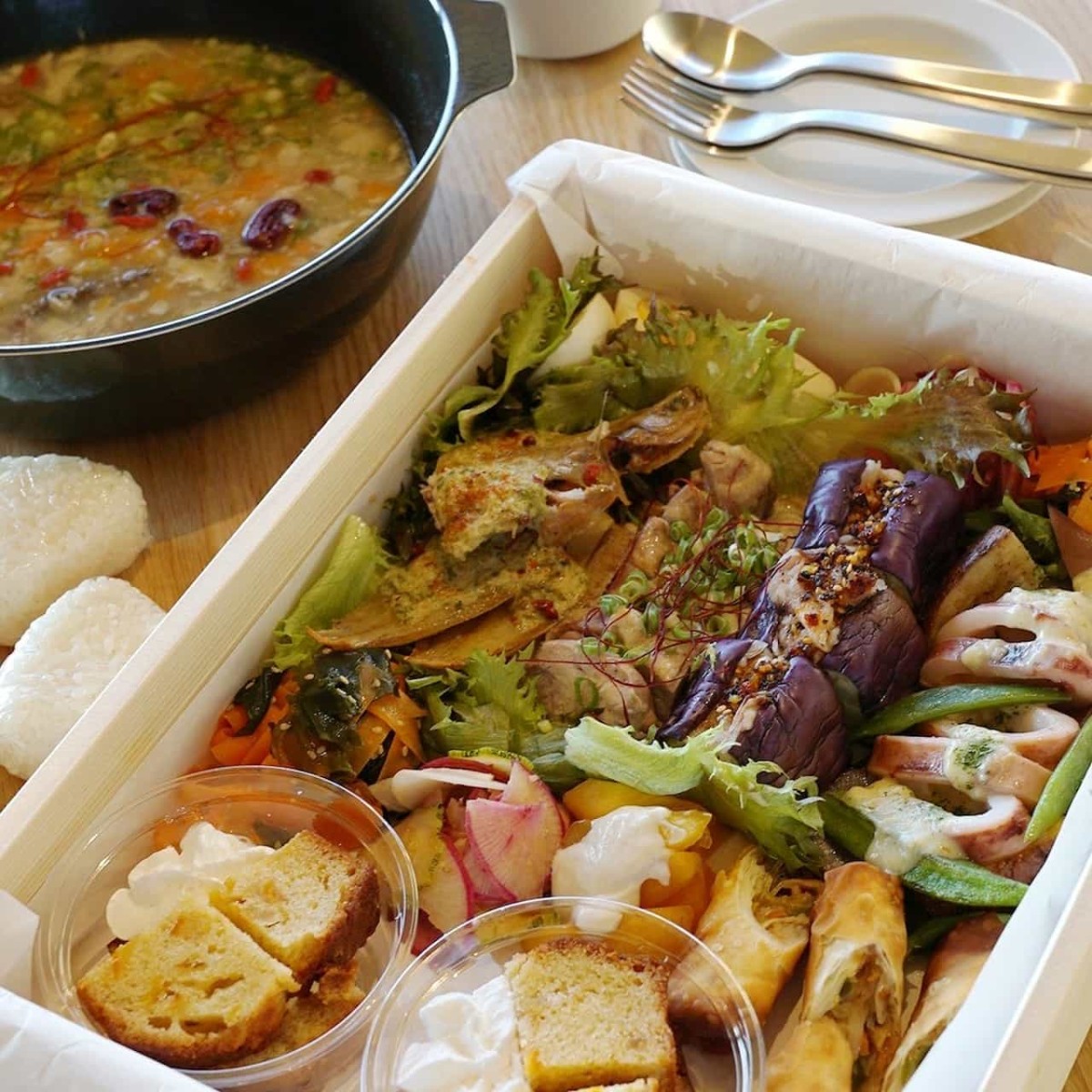 島根県出雲市にある貸別荘『青々』の事前予約で食べられる薬膳オードブルなど夕食