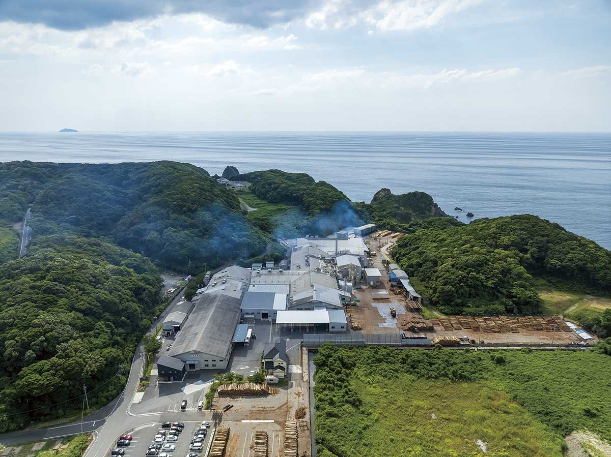 浜田市「島根合板株式会社」の外観