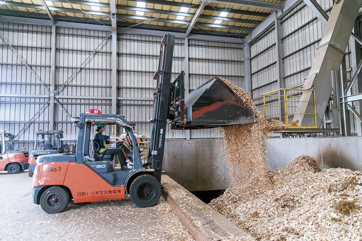 境港市「日新バイオマス発電株式会社」の業務風景