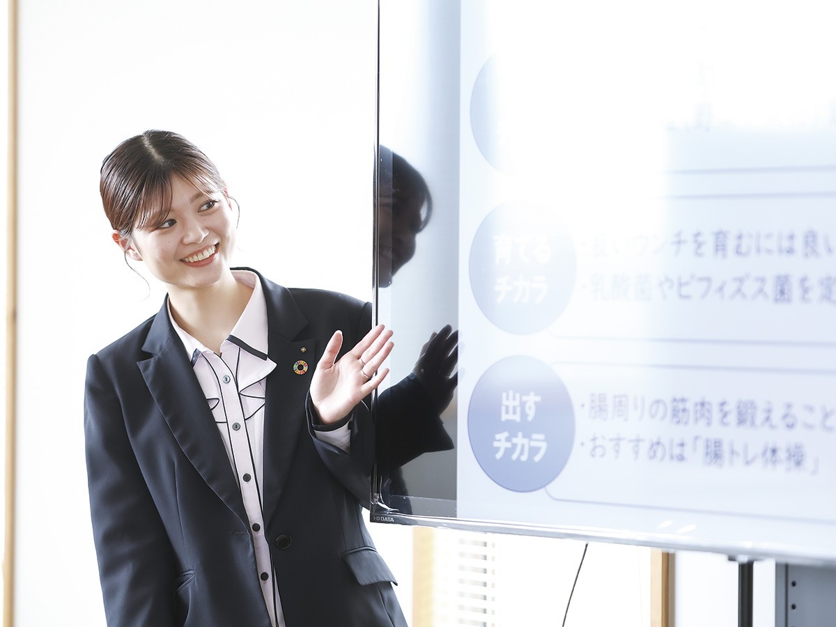 出雲市「山陰ヤクルト販売株式会社」のスタッフ