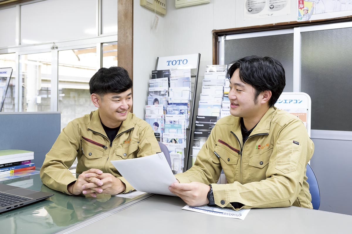 出雲市「山陰冷暖株式会社」の業務風景