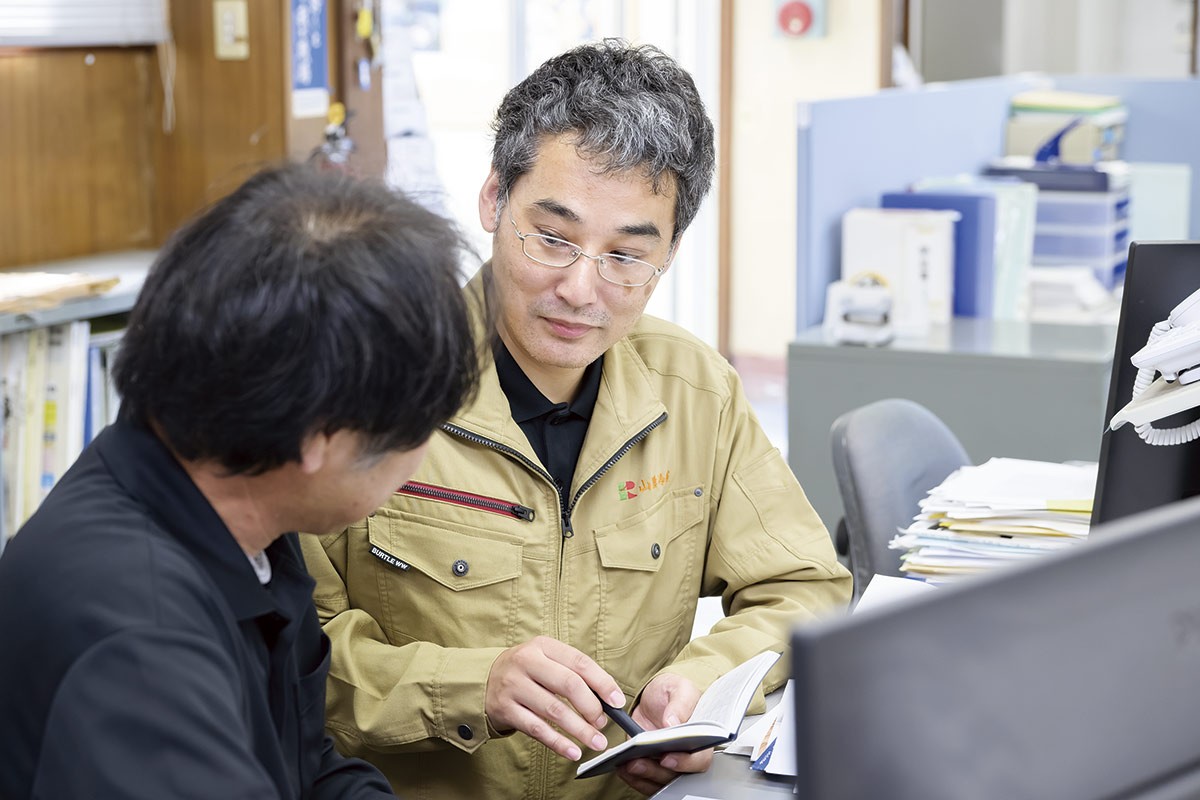 出雲市「山陰冷暖株式会社」のスタッフ