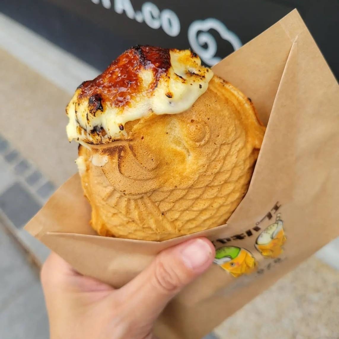 島根県出雲市大社町にあるテイクアウト専門店『878（ハチナナハチ）』で販売しているたい焼き