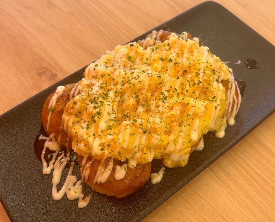 島根県出雲市にあるたこ焼き屋『サムライボール』で販売しているたこ焼き（フワトロチーズ）