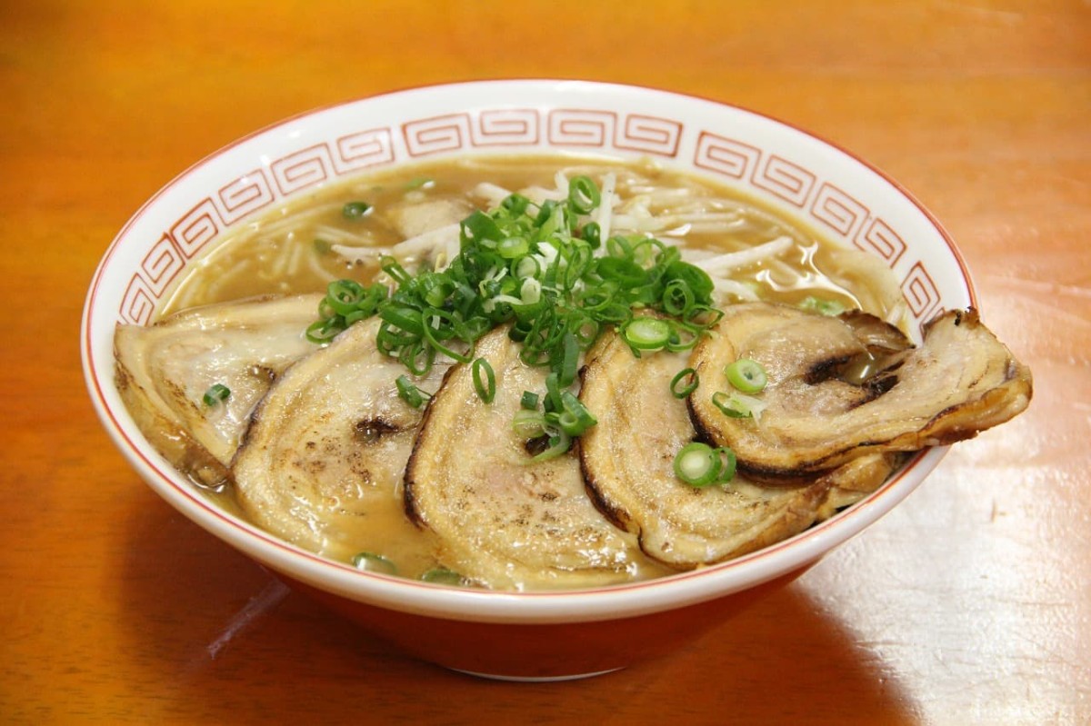 島根県松江市にある『ラーメンにいはお』で販売している「チャーシューメン」