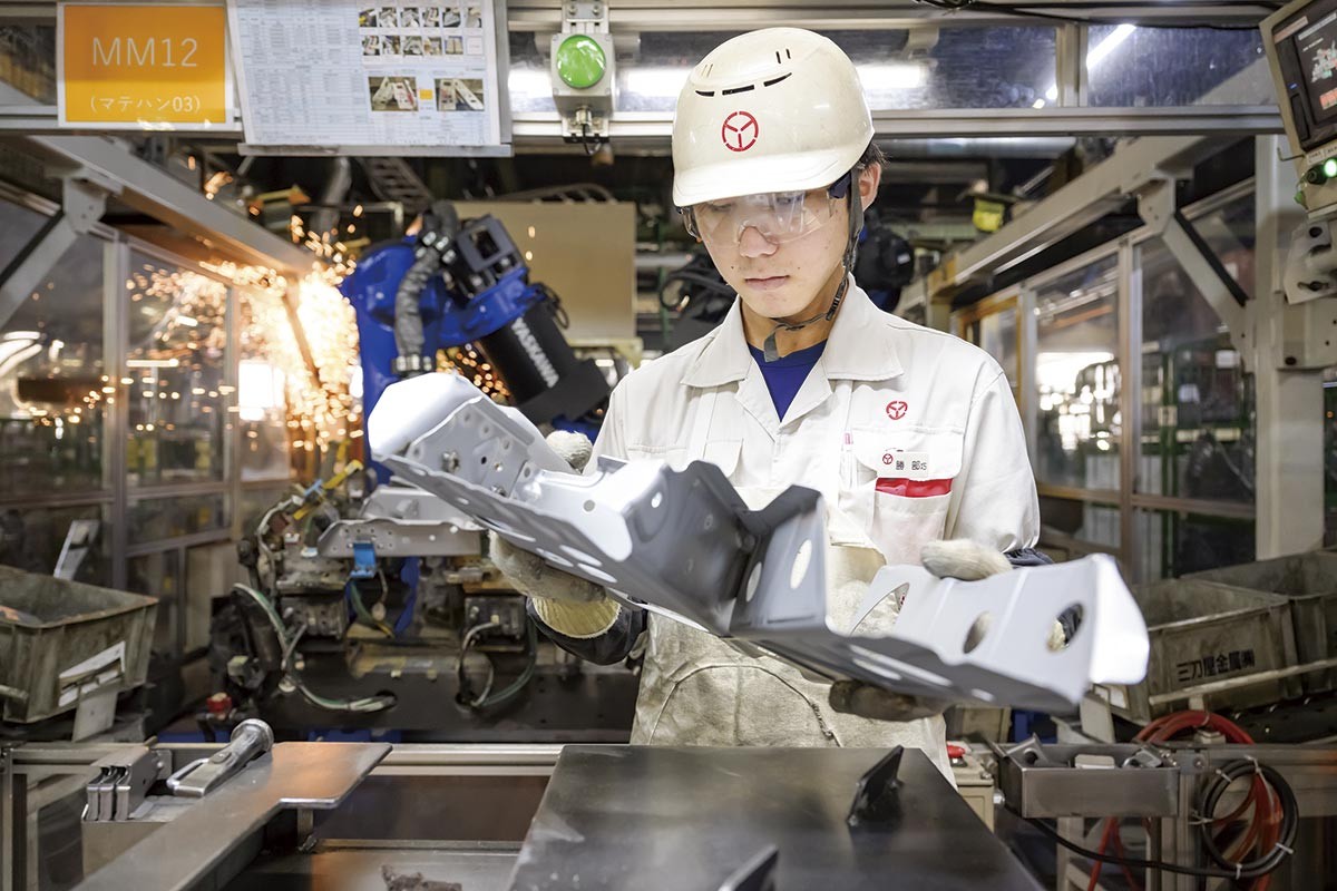 雲南市「三刀屋金属株式会社」のスタッフ