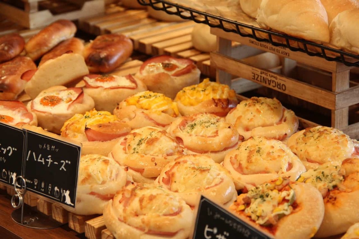 鳥取県米子市にあるパン屋『Bakery&amp;Cafe RUDY』に並んでいるパン