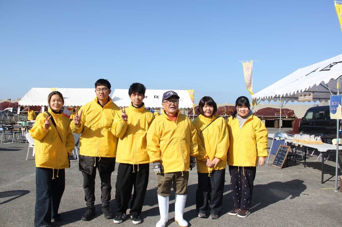 島根県隠岐郡で開催された『すいせん祭り』に参加するしまっちサポーター