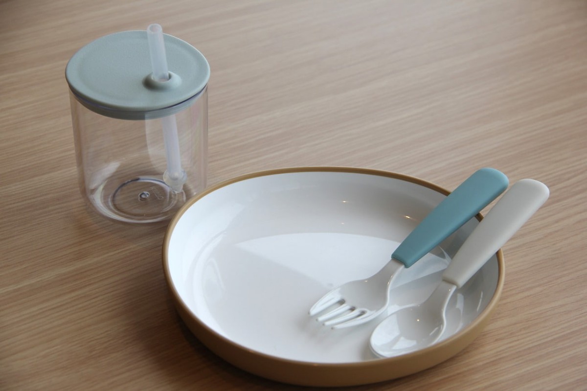 島根県出雲市にある『Caffe&amp;PizzaLOCALE』で貸し出している子ども用のカトラリー