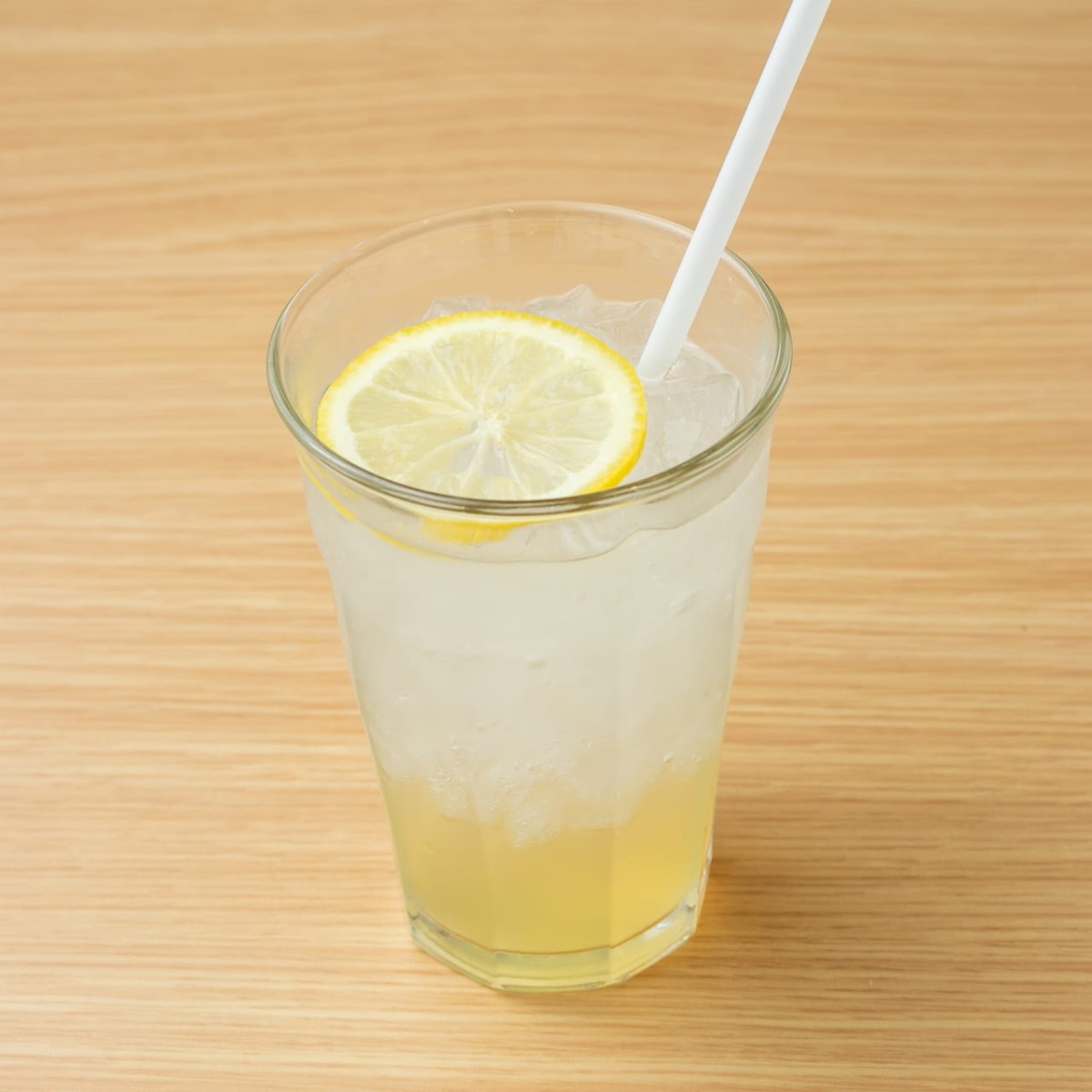 島根県出雲市にある『Caffe&amp;PizzaLOCALE』のレモネード