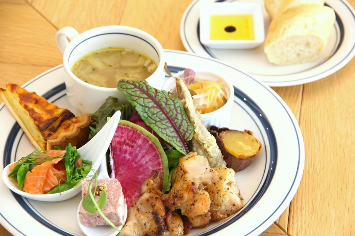 島根県松江市にある『cafeCONNECT.』で販売している「CONNECT.ランチ」