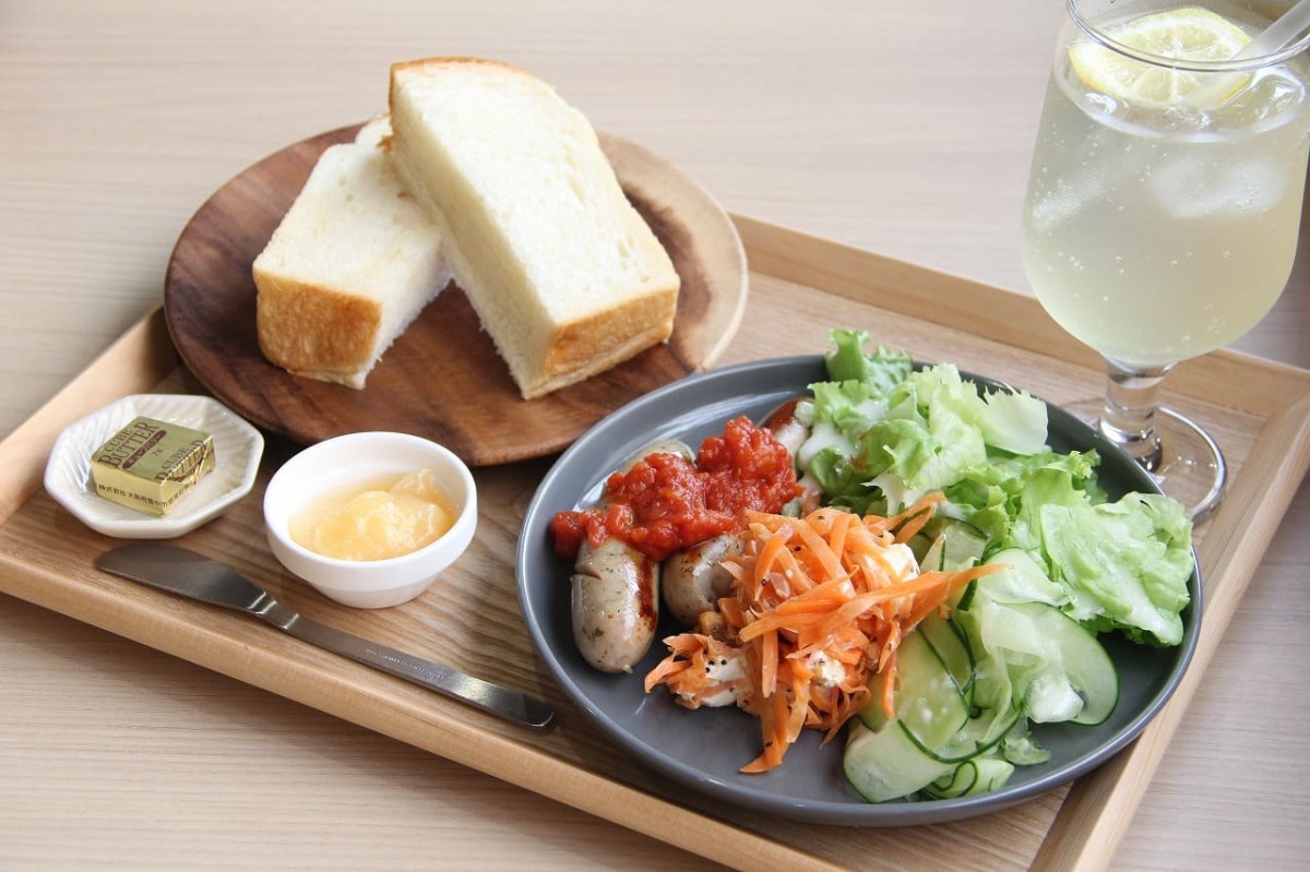 島根県雲南市にあるパンと雑貨『kinoca』で販売している「今週のトーストランチ」