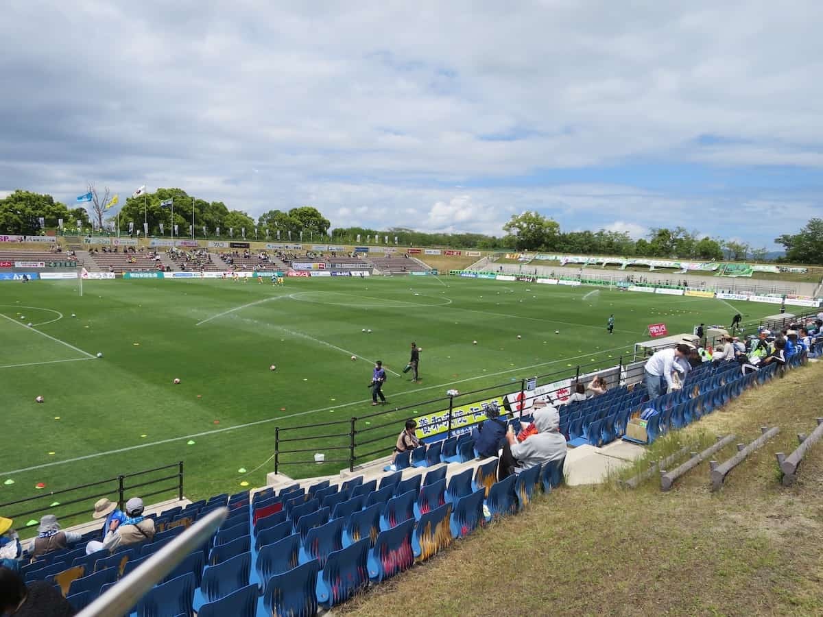 鳥取県のサッカースタジアム『オールガイナーレYAJINスタジアム』