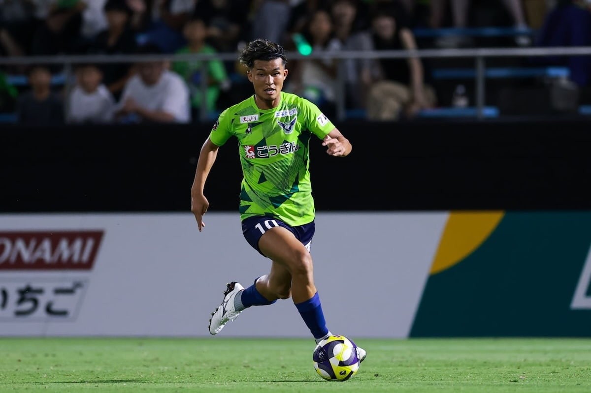 鳥取県のプロサッカークラブ「ガイナーレ鳥取」の試合風景