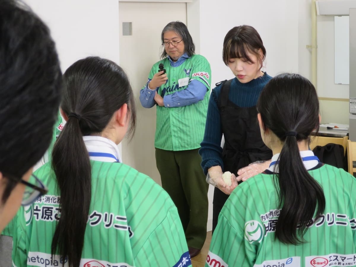 ガイナーレ鳥取の新拠点『ガイナーレ誠道アカデミー』で開催された若者向け新プロジェクト「U-23未来想造部」の様子