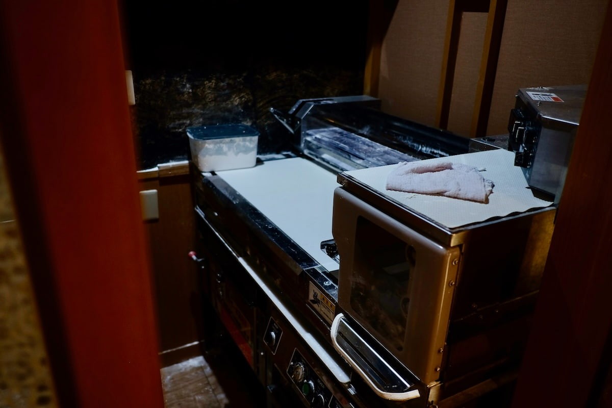 鳥取県境港市にあるうどん屋『うどんマルコ～hanare～』の製麺機
