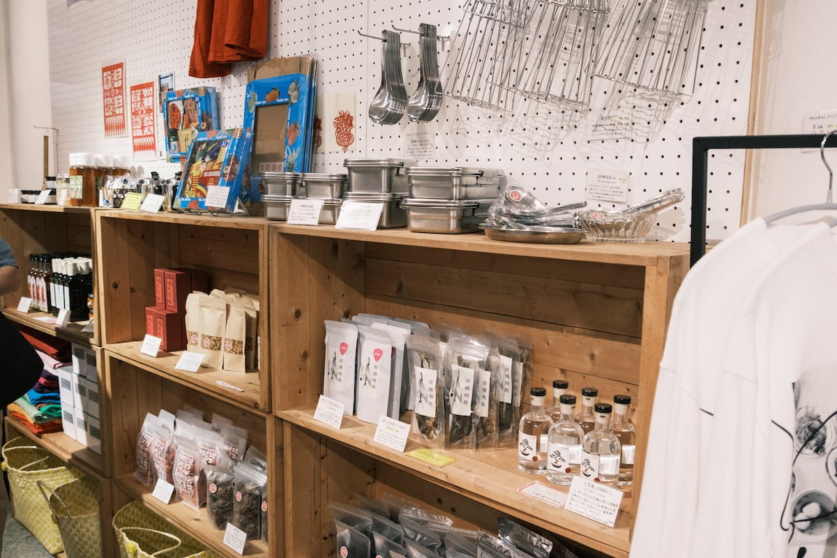 台湾の問屋街「迪化街」のにある雑貨店『你好我好』の内観