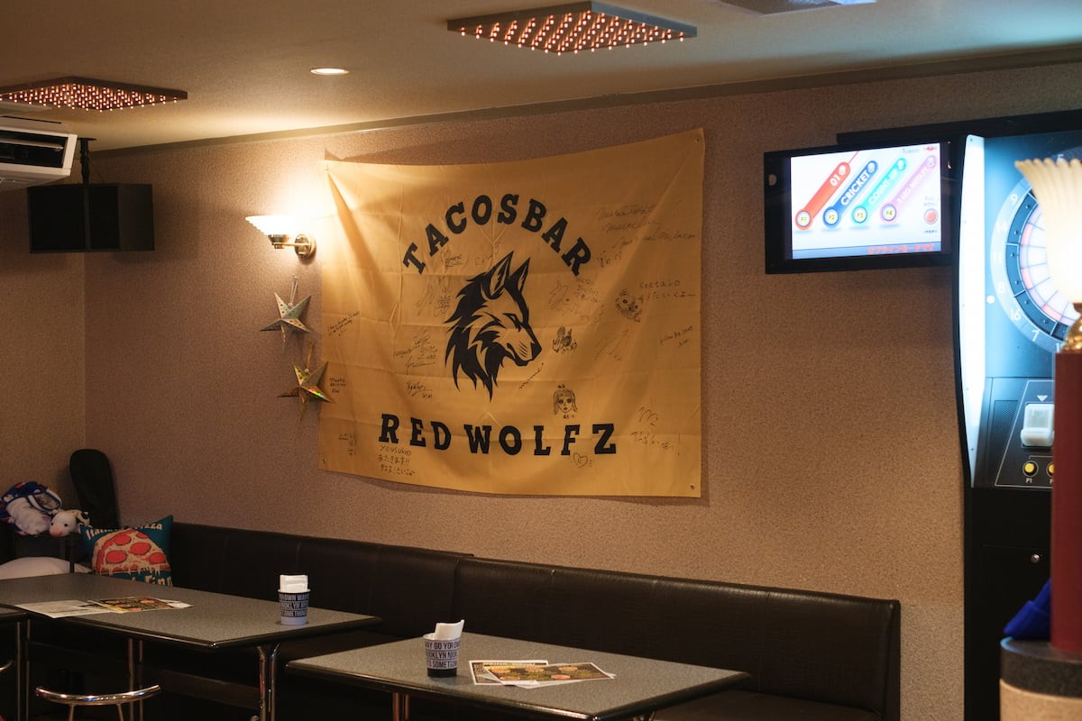 島根県松江市のタコスバー『TACOS BAR RED WOLFZ』の内観