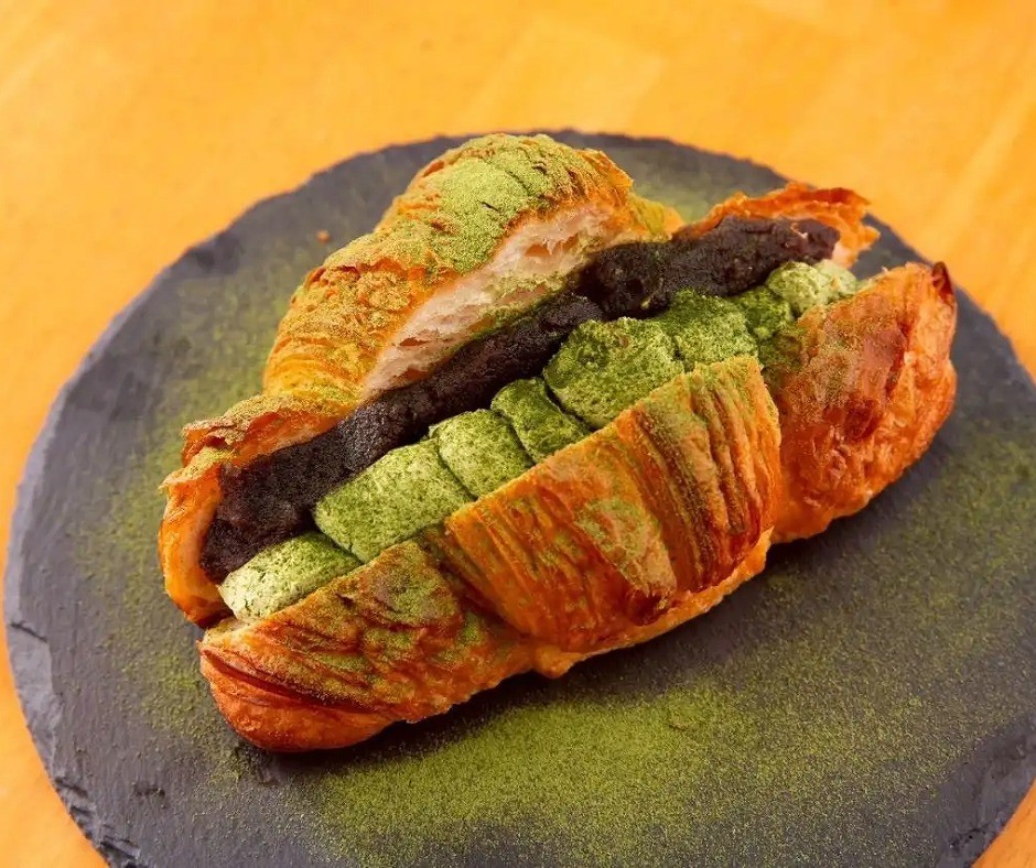 鳥取県米子市西町のカフェ『カフェ バル ハレ』の「和風クロワッサン」