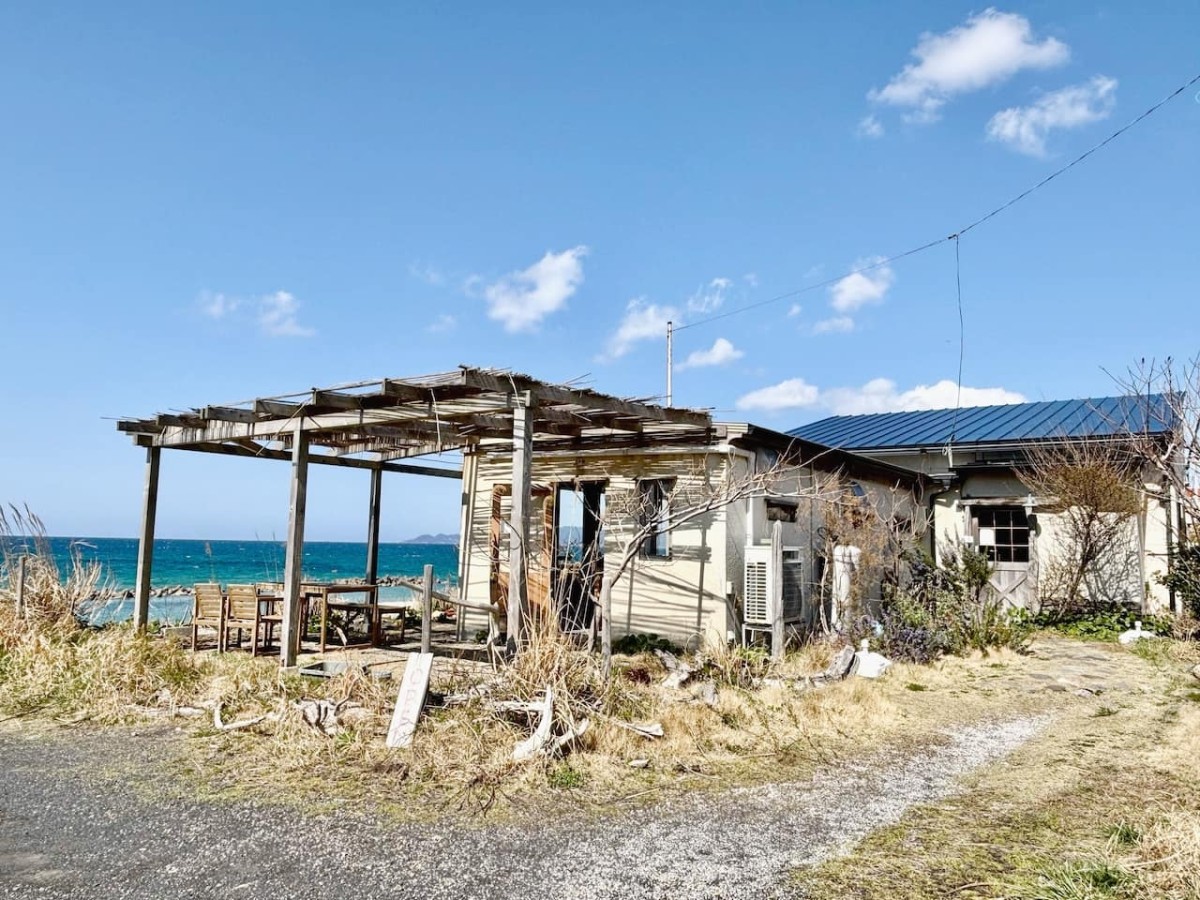 島根県出雲市の『Artemisia From ゆうずキッチン』の外観。