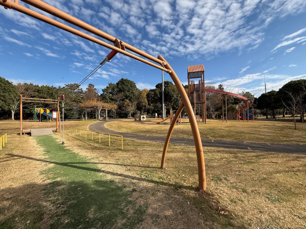島根県益田市の万葉公園の遊具