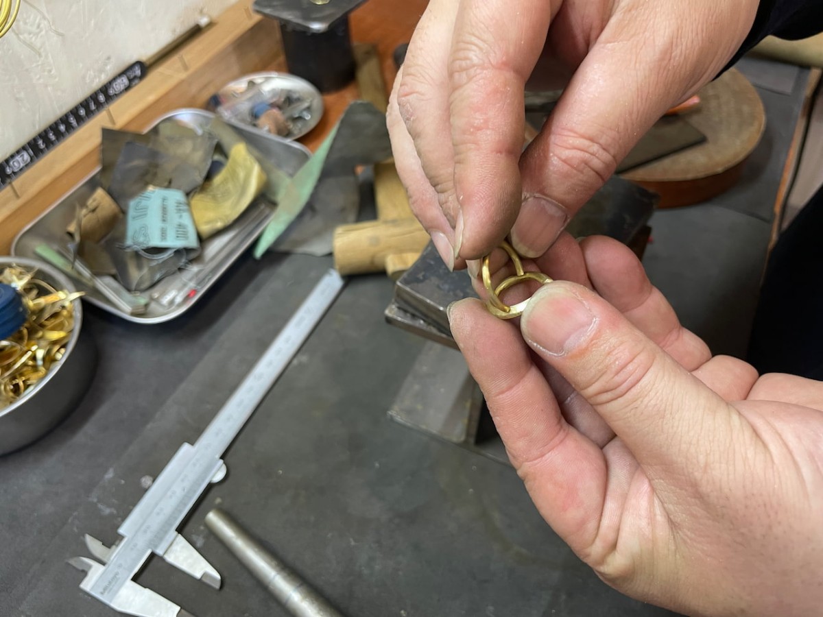 鳥取県米子市にある真鍮アクセサリー店「A｜M」で指輪制作体験
