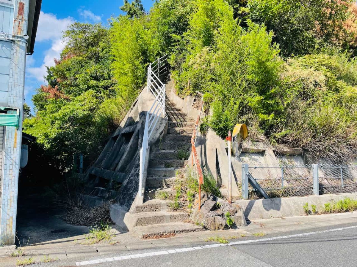 島根県安来市荒島町兎山の猿田彦神社